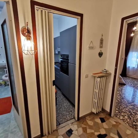 La Casa Di Jennifer Apartment Parma Bagian luar foto